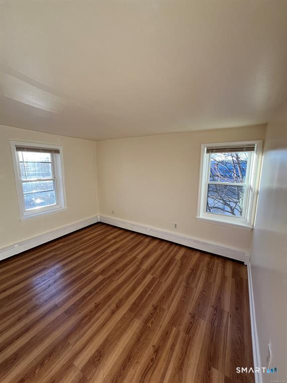 Building Photo - 6 Pleasant St