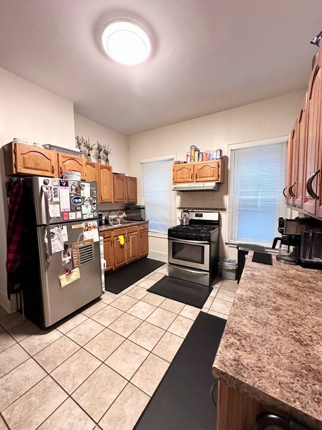 Building Photo - 1050 Wendell Ave