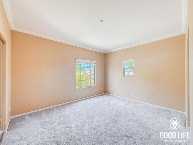 Building Photo - Spacious 2BD/2.5BA Townhome in Carmel Valley with Pool, Spa & Fitness Center