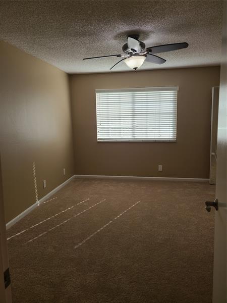 Building Photo - 1427 SW 48th Terrace