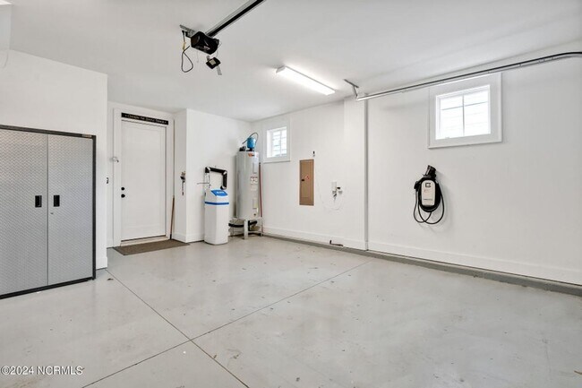 Building Photo - Welcome to Riverlights, a stunning waterfront community in Wilmington, NC