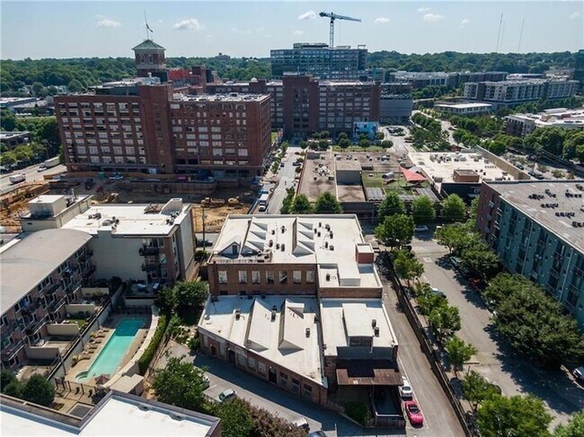 Building Photo - 650 Glen Iris Dr NE