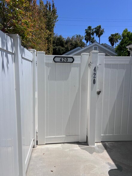 Primary Photo - 418 S Citrus Ave