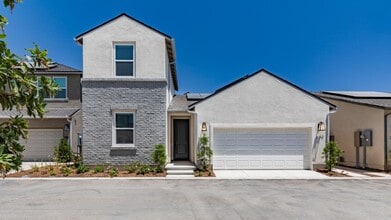 Building Photo - New Tesoro Viejo home with 3 bedrooms, 3 baths with solar included