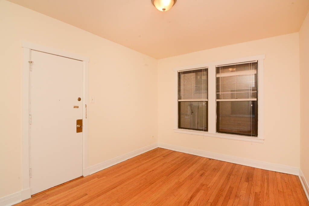 Building Photo - 2649 N Spaulding Ave