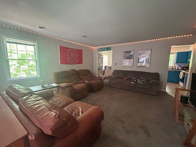 Building Photo - CARLTON1223-1227