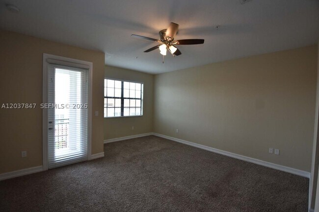 Building Photo - 11671 SW 13th Ct
