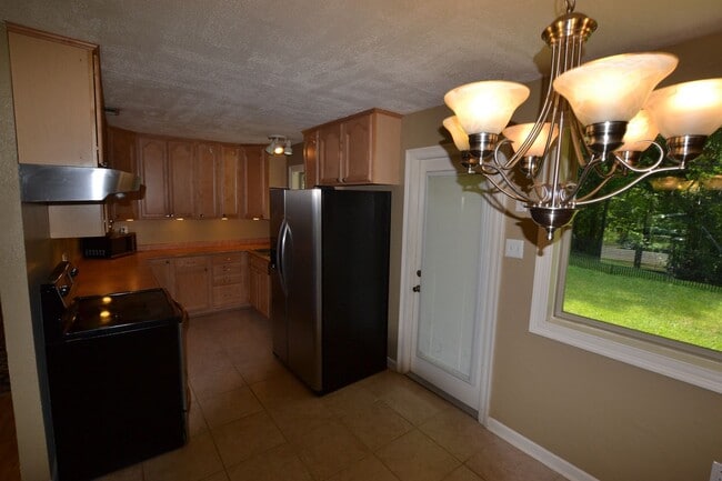 Building Photo - West Feliciana School District! 3 bedroom, 1.5 bath home in coveted Audubon Hills Subdiv