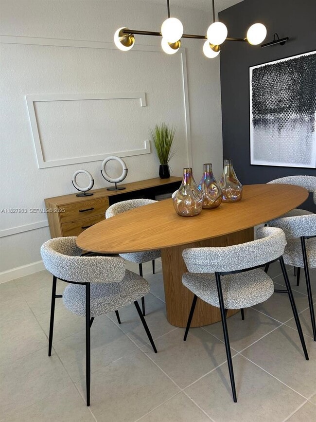 Building Photo - 1172 SE 1st Ave