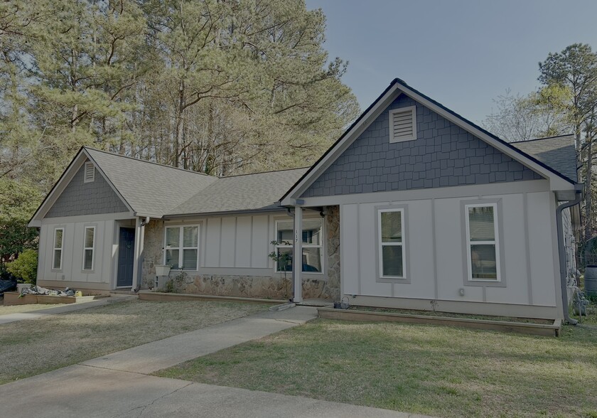 Primary Photo - 113 Jennifer Ln SW