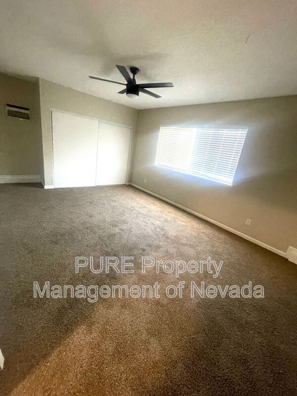 Building Photo - 2315 Caravelle St