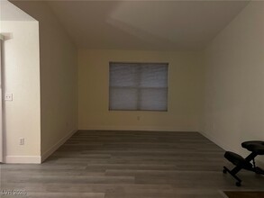 Building Photo - 8101 W Flamingo Rd