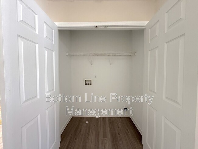 Building Photo - 2041 Sonoma Valley Dr