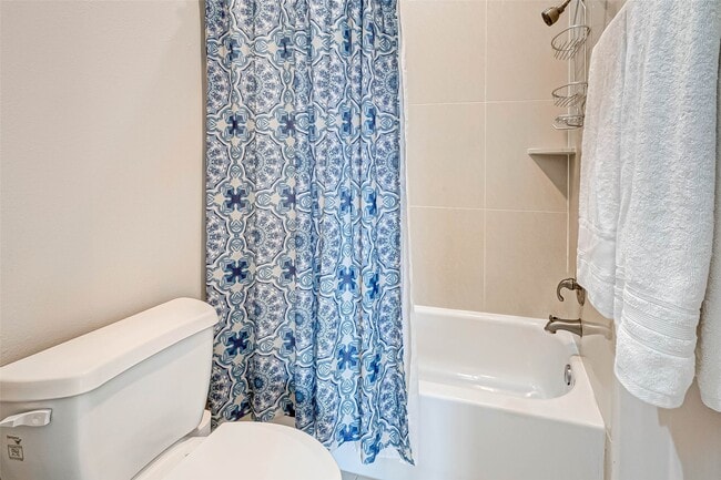 Building Photo - 1514 Summer St