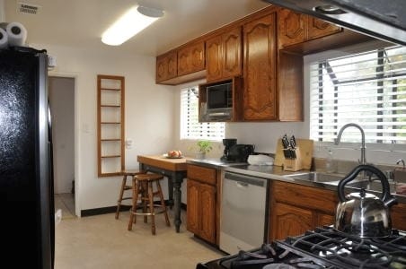 Building Photo - 600 Morse Ave