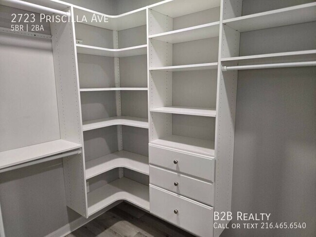 Building Photo - 2723 Priscilla Ave