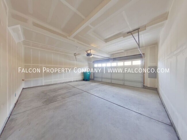 Building Photo - 7713 Jack Pine Grv