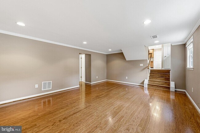 Building Photo - 1432 Filene Ct
