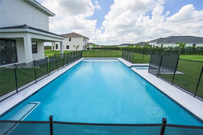 Building Photo - 32242 SW 194th Ave