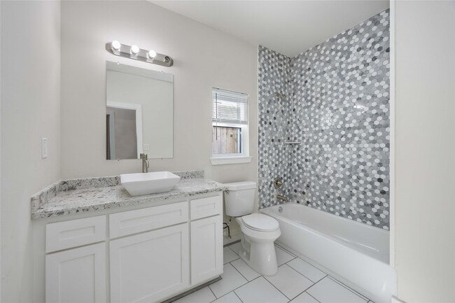 Building Photo - 2708 Sam Wilson St