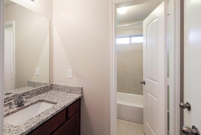 Building Photo - 24018 Cannon Anello Ct