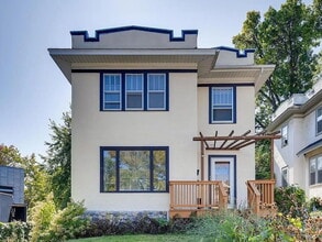 Building Photo - "Charming 2-Bed Retreat on Laurel Ave – Spacious 825 Sq Ft in Minneapolis!" 6/5/2026