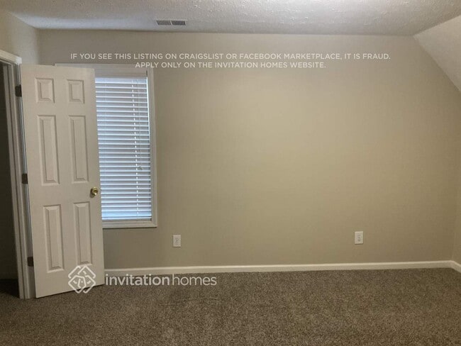Building Photo - 4327 Chesapeake Trace