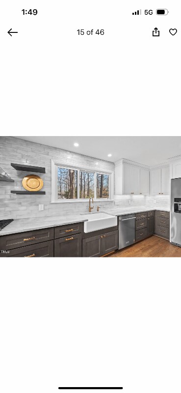 Building Photo - 2107 Markham Dr