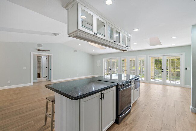 Building Photo - 1260 SW 25th Ln