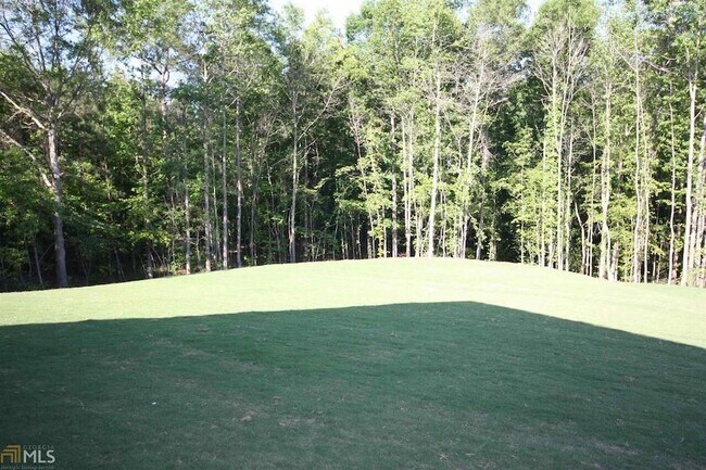 Building Photo - 273 The Blvd