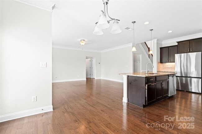 Building Photo - 1037 Jack Pine Rd