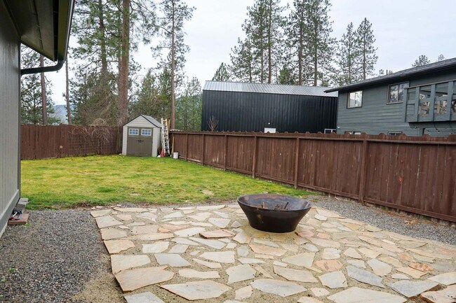 Building Photo - First Time on the Market