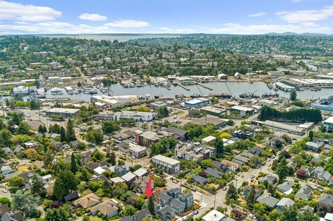 Building Photo - 4144 3rd Ave NW