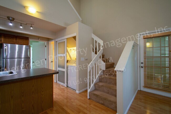 Building Photo - 3565 Windmill Dr