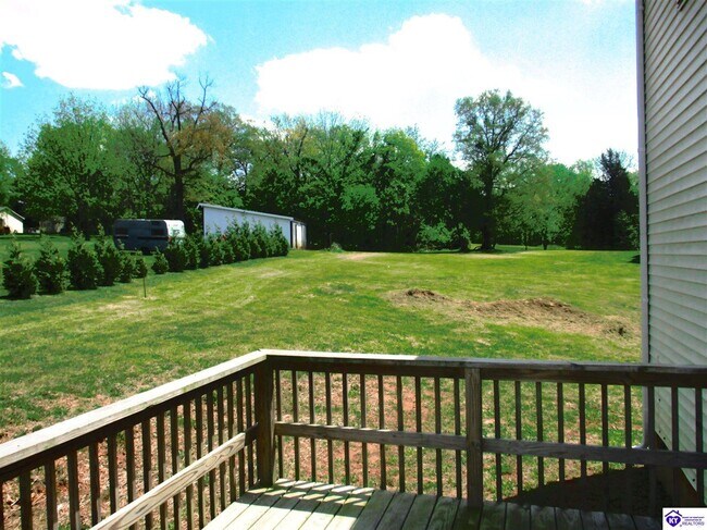 Building Photo - 130 Diamond Ct