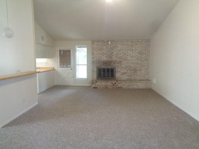 Primary Photo - 23730 Farm Hill Dr