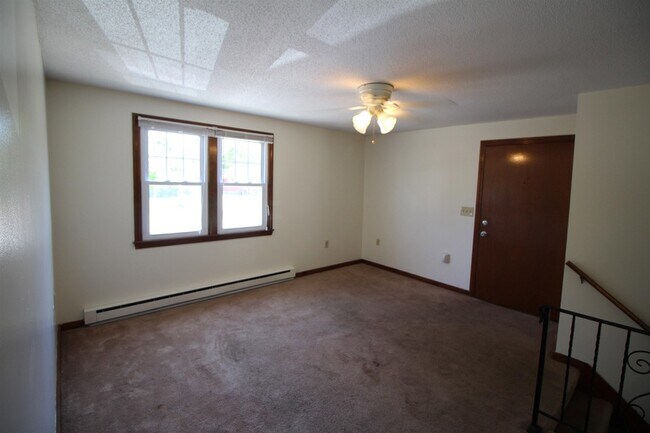 Building Photo - 84 Franklin St