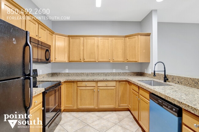 Building Photo - 2147 Henrietta Fulford Pl