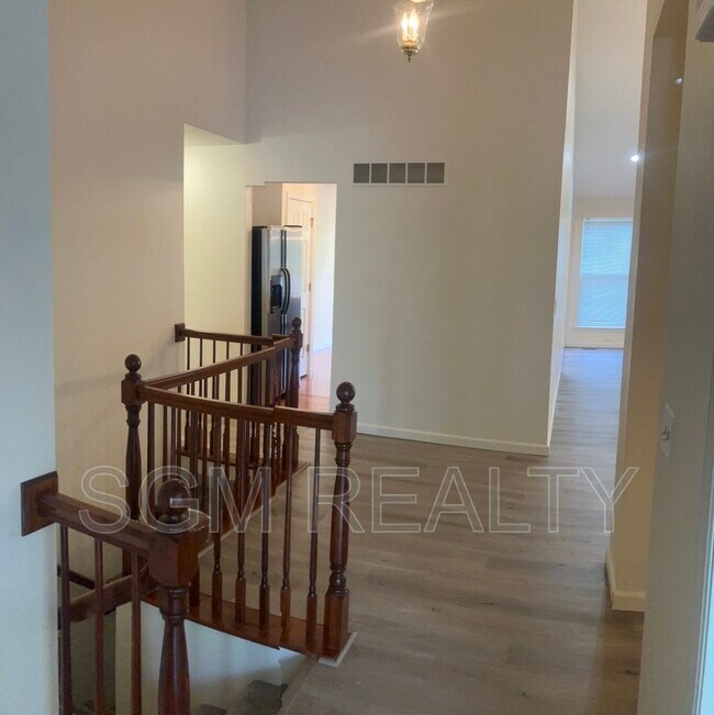 Building Photo - 1711 Ambrose Terrace Dr