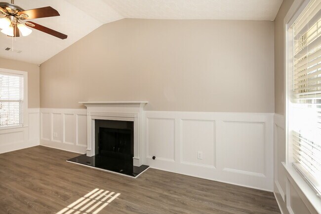 Building Photo - 1243 Blazing Ridge W SW