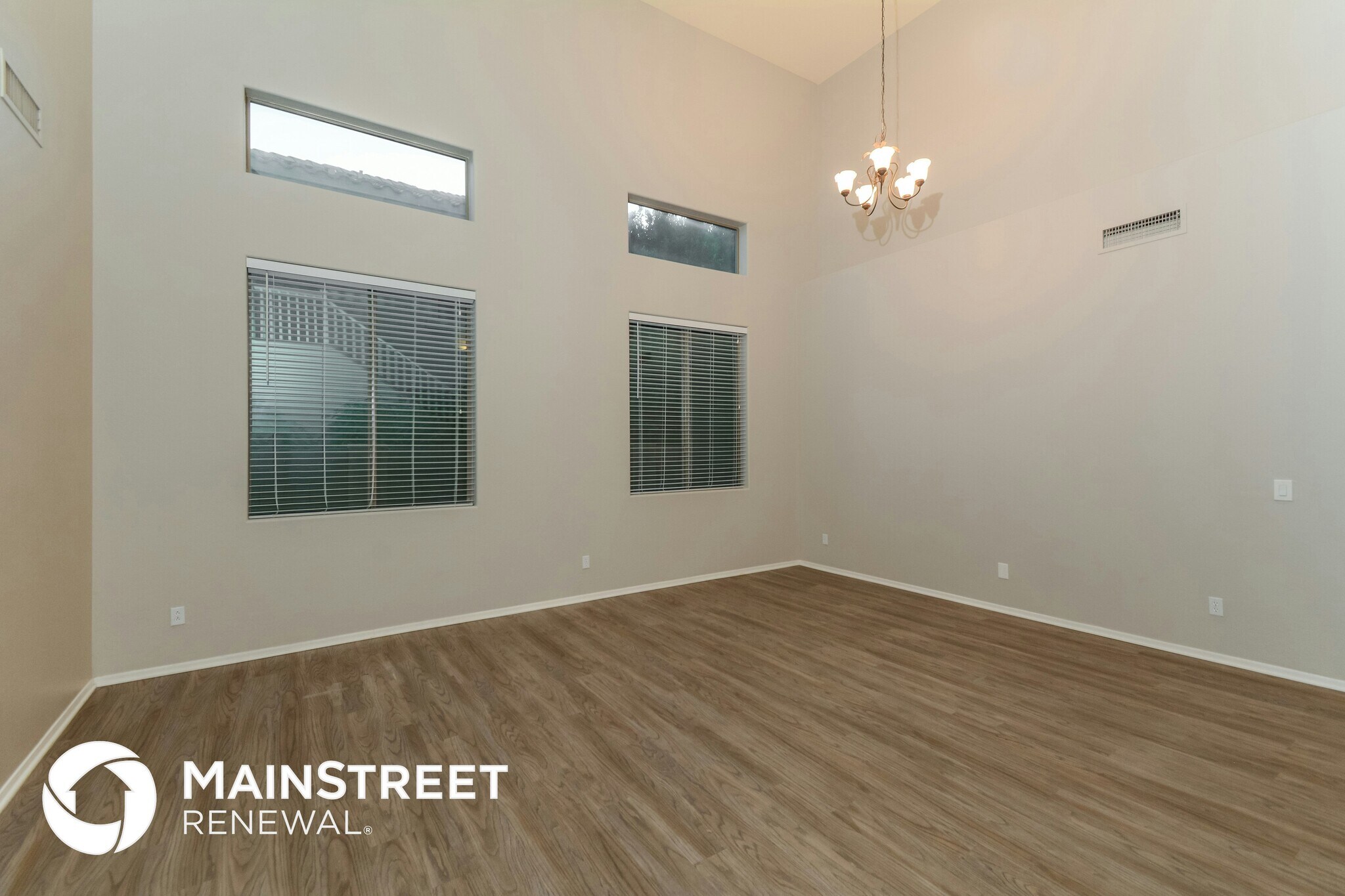 Building Photo - 17039 W Ipswitch Way