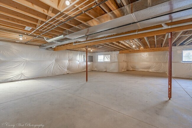 Building Photo - 2217 Concord Dr