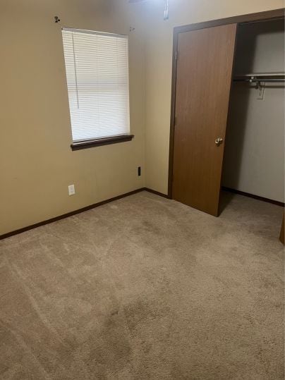 Building Photo - 1503 15th Terrace