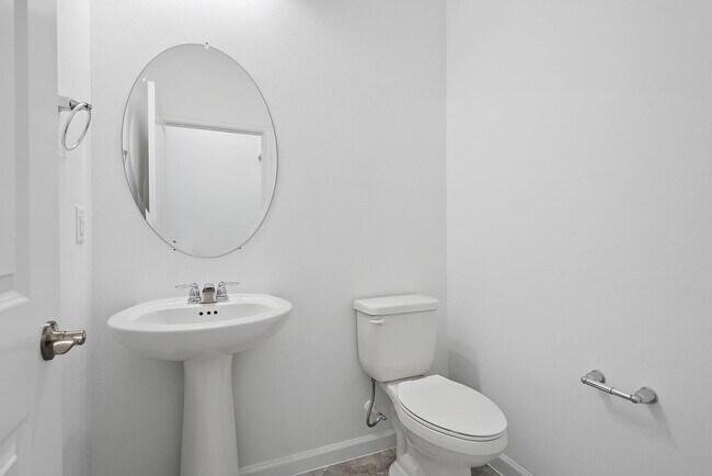 Building Photo - 16377 Biltmore Lndg