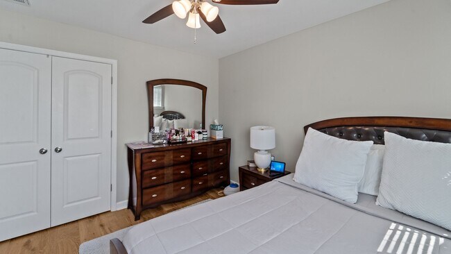 Building Photo - Beautifully Upgraded Home with Outdoor Fire Pit and Fenced Backyard in Buckhead East