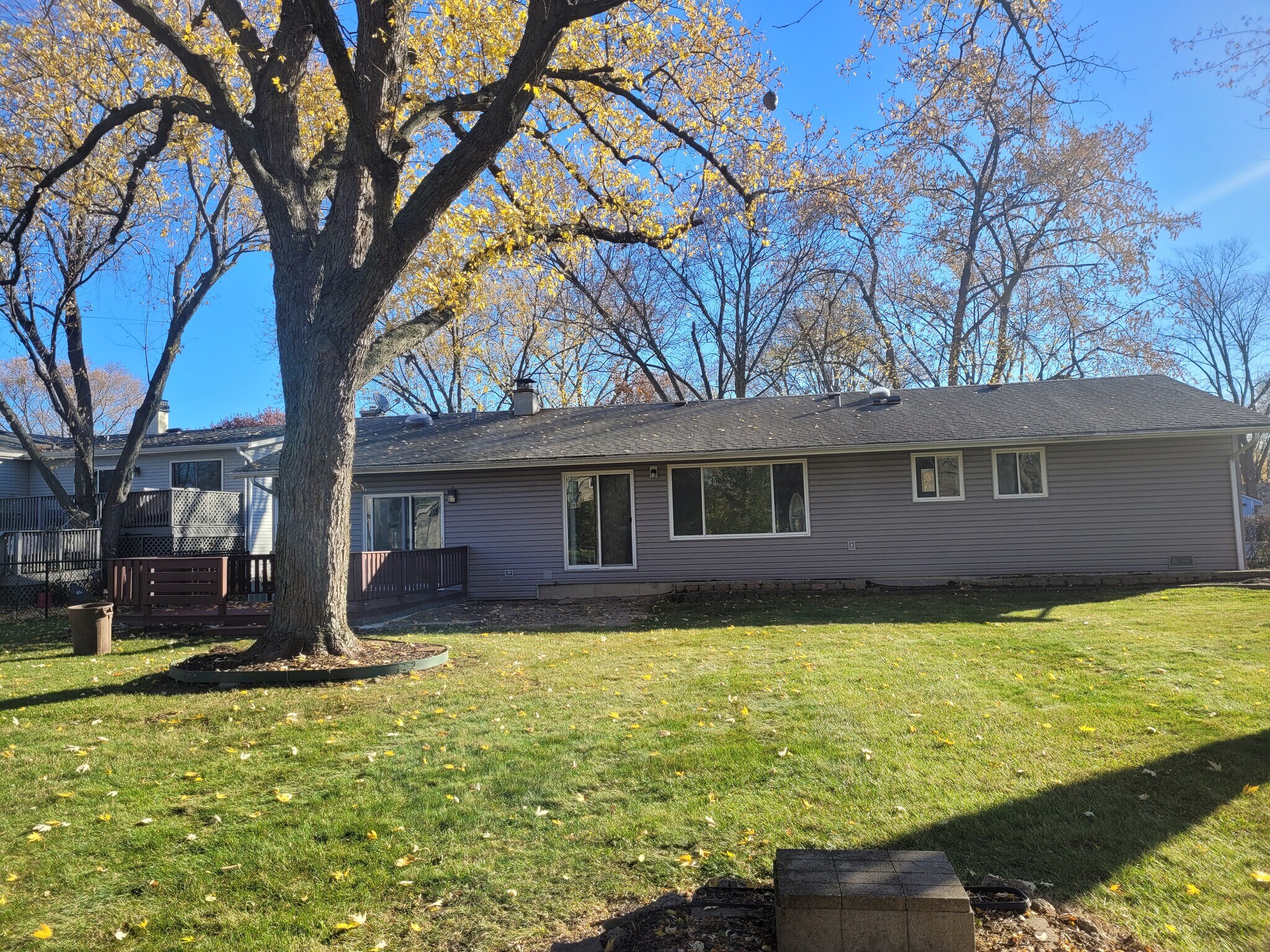 Building Photo - 364 N Everett Dr