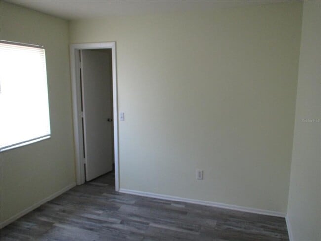 Building Photo - 23289 Olean Blvd