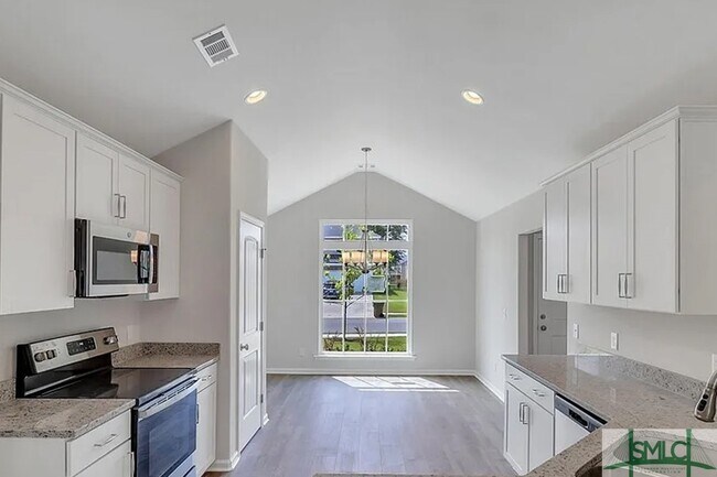 Building Photo - 66 Swallow Tail Cir