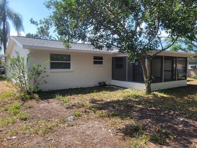 Building Photo - 9114 Cochise Ln