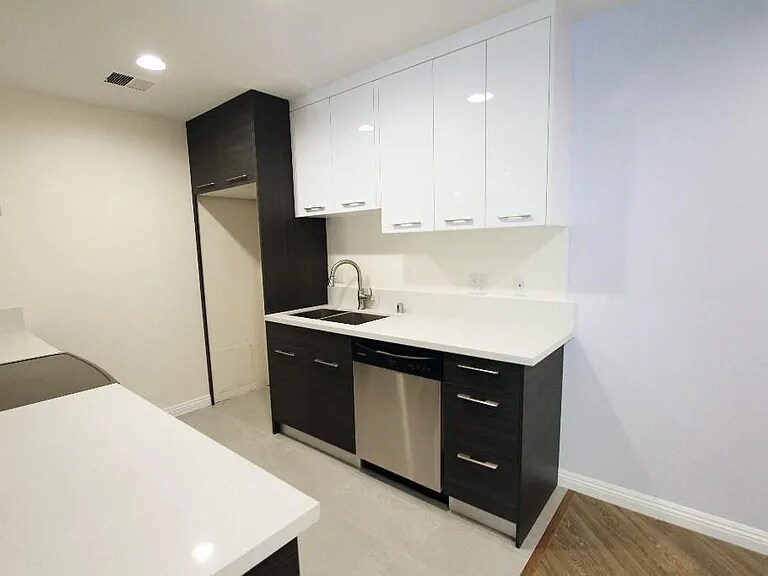 Building Photo - 23617 Golden Springs Dr